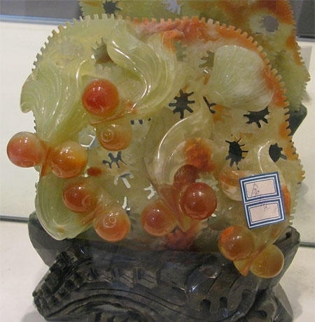 jade carving of bubble eye goldfish